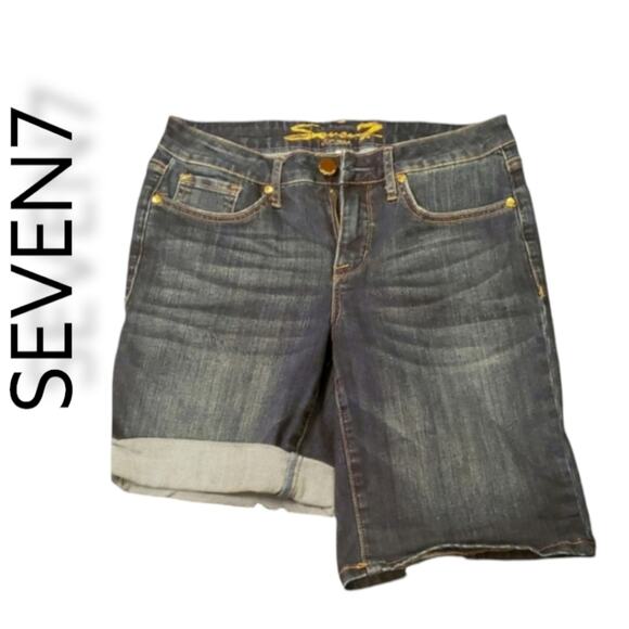 SEVEN7 Womens denim shorts. Size 8 - Picture 1 of 4